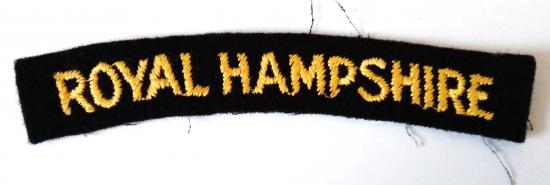 Royal Hampshire cloth Shoulder Title