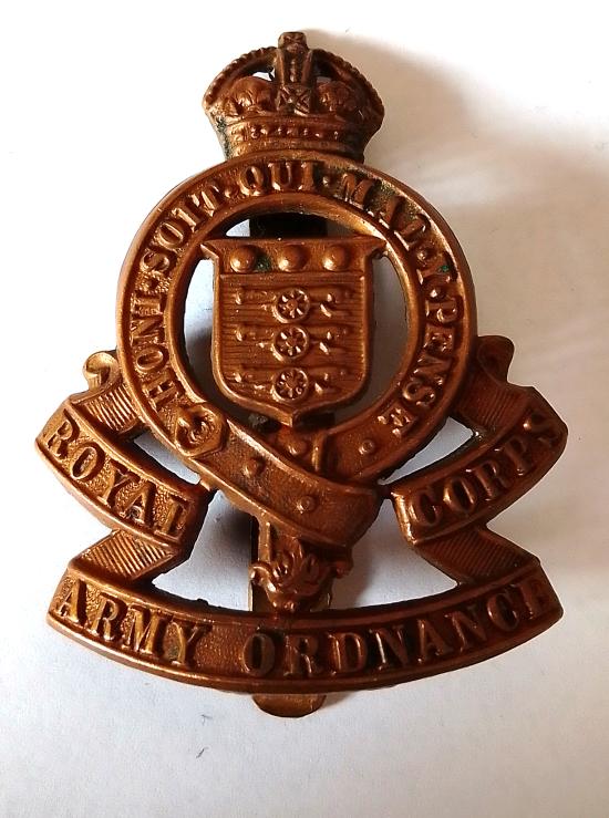 WW2 Period Royal Ordinance Corp Cap Badge