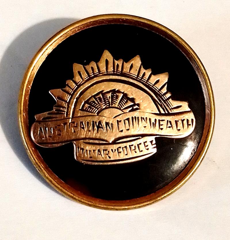 WW1 Australian Tortoise Shell Sweetheart Badge