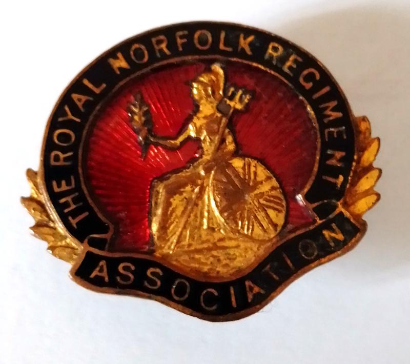 WW2 Period Norfolk Regiment Enamel Lapel Badge