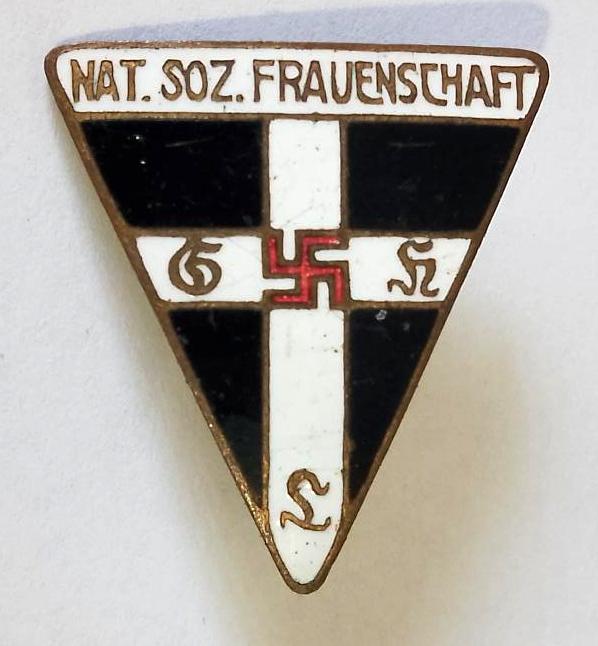 Third Reich Frauenschaft Badge