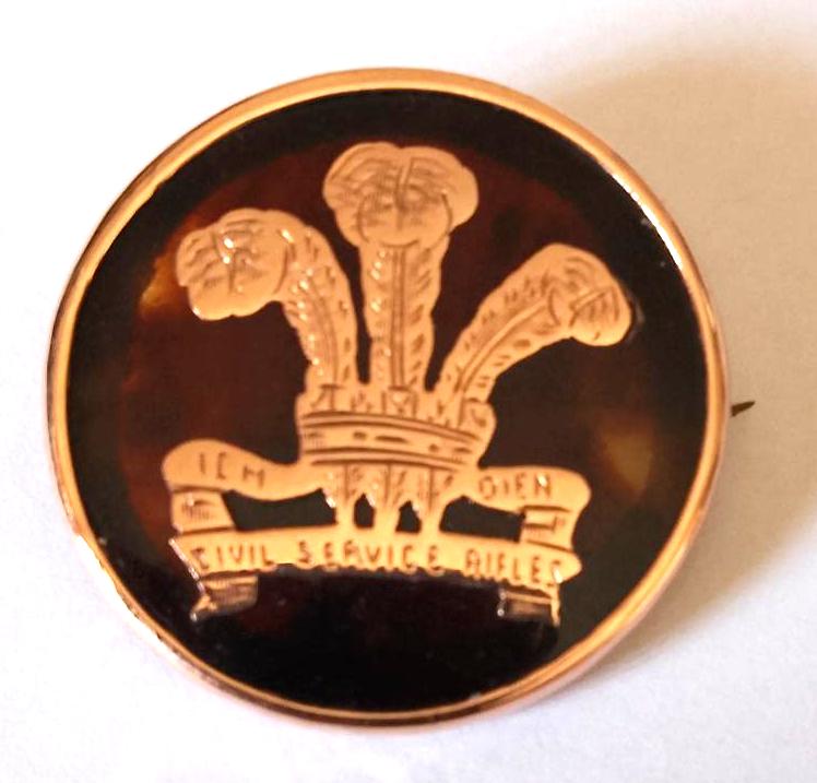 Tortoise Shell / 9 ct Gold Civil Service Rifles Sweetheart Badge
