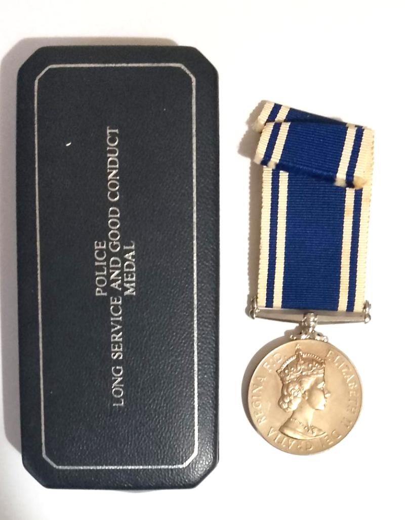 Boxed ER2 Police Long Service & Good Conduct Medal