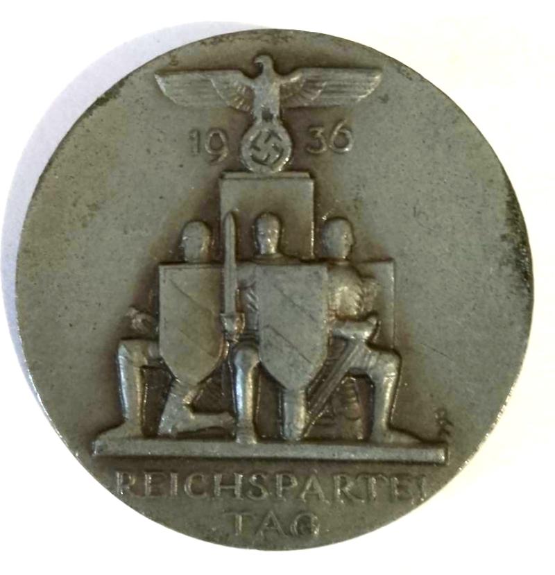 Third Reich NSDAP 1936 dated solid Tinnie