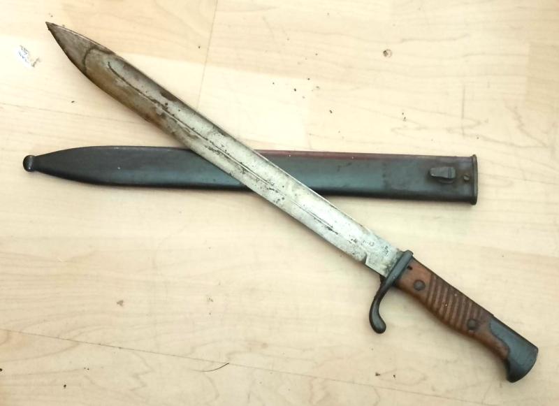 WW1 Butcher Bayonet with Scabbard