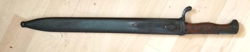 WW1 Butcher Bayonet with Scabbard
